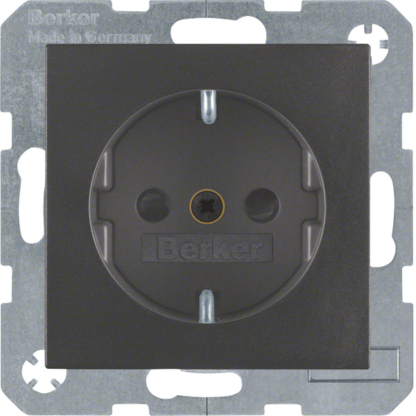 Hager Berker S.1/B.3/B.7 Wall Outlet (WCD Switchgear) - 47231606