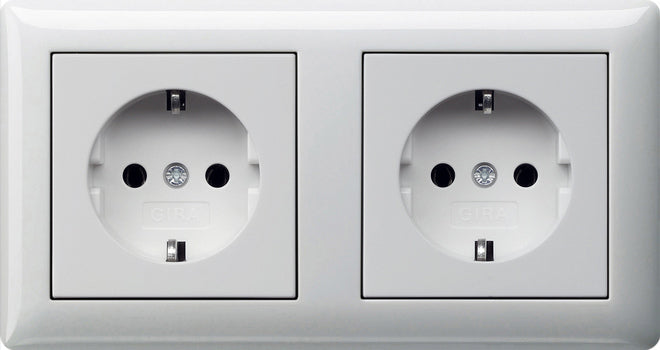 Gira Standard 55 Wall Socket Outlet (WCD Switchgear) - 075603
