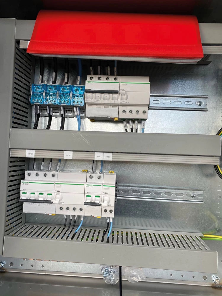 NVent ERIFLEX Distribution Terminal Block - 569040