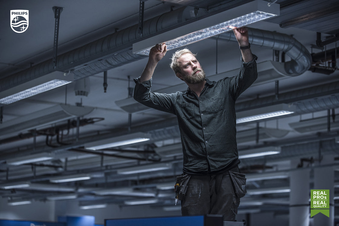 Philips CorePro LED T8 Tube 24W 1500mm High Output 830 - 8719514486485