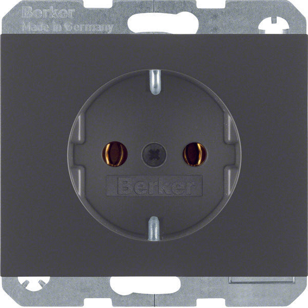 Hager Berker K.1/K.5 Wall Outlet (WCD Switchgear) - 47157006