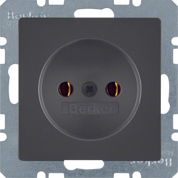 Hager Berker Q.1/Q.3 Wall Outlet (WCD Switchgear) - 6167036086