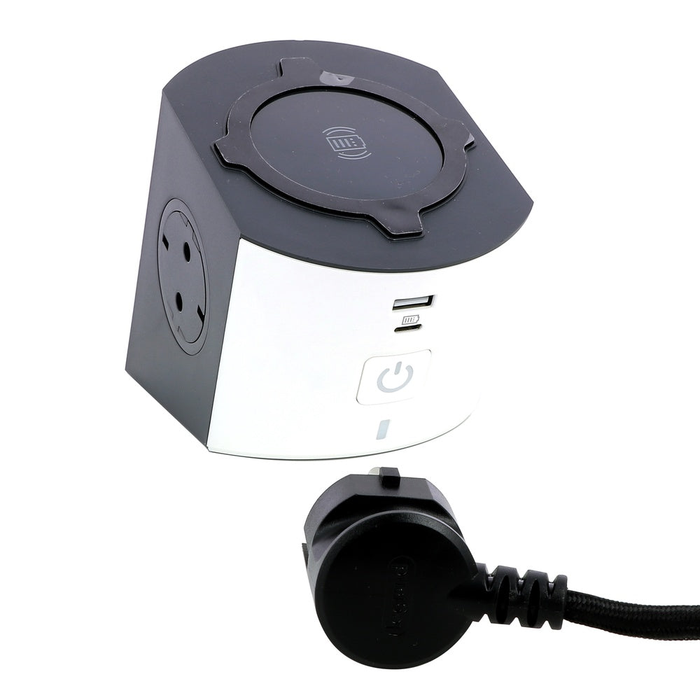 Legrand Induction Charger With USB-A And USB-C - 694506