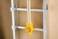 Telescoping Box Bracket TSGB16 280-458mm - 187190 [2 Pieces]