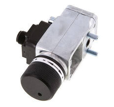 0.5 to 8bar SPDT Zinc Die-Cast Pressure Switch Flange 250VAC 4-pin M12 Connector